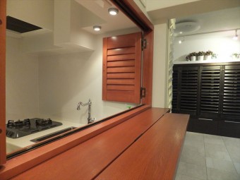 イケアの部材をスペースにあわせてキッチン造作 イケアの部材をスペースにあわせてキッチン造作